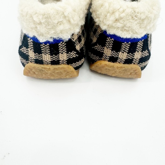ROTHY’S The Slippers Wool Sherpa Black and Camel Plaid Size 8 NWOB - Picture 8 of 11